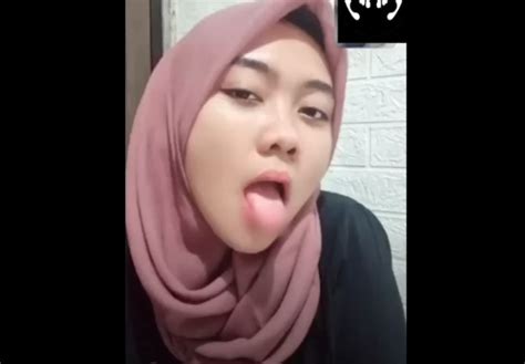 bokep vcs indo|Sherly Hijab Vcs Colmek Brutal Full Bugil